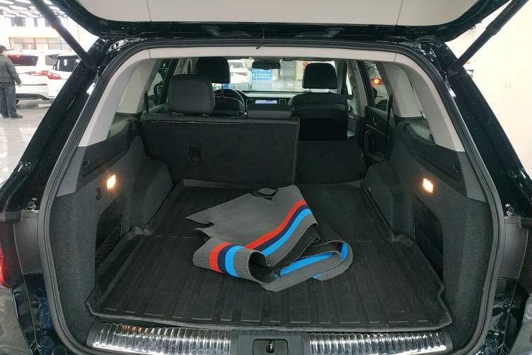 Used Hongqi HS7 2021 2.0T DCT Two-Wheel Drive Smart Connect Flagship Edition
