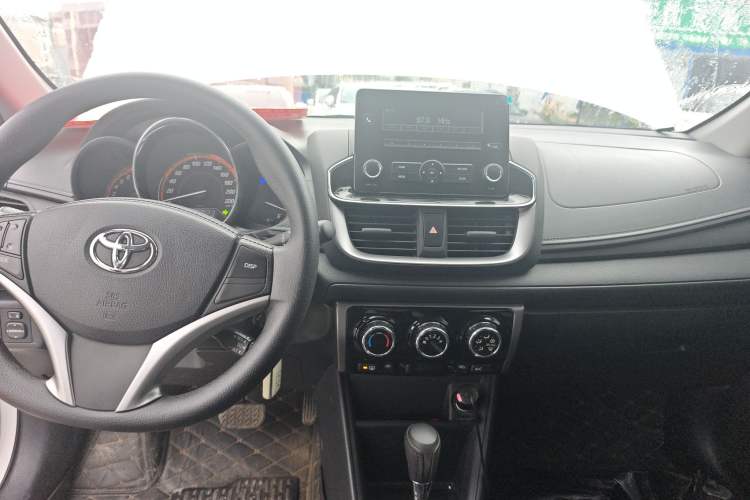 Used Toyota YARiS L 2022 X-Trail 1.5L CVT Leading PLUS Edition
