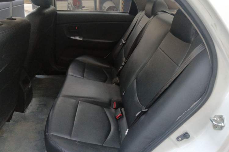 Used  300E 2017 Standard Model