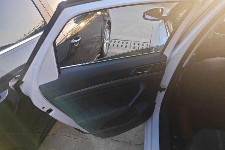 Used Volkswagen Lavida 2019 1.5L Automatic Vision Edition China VI Standard