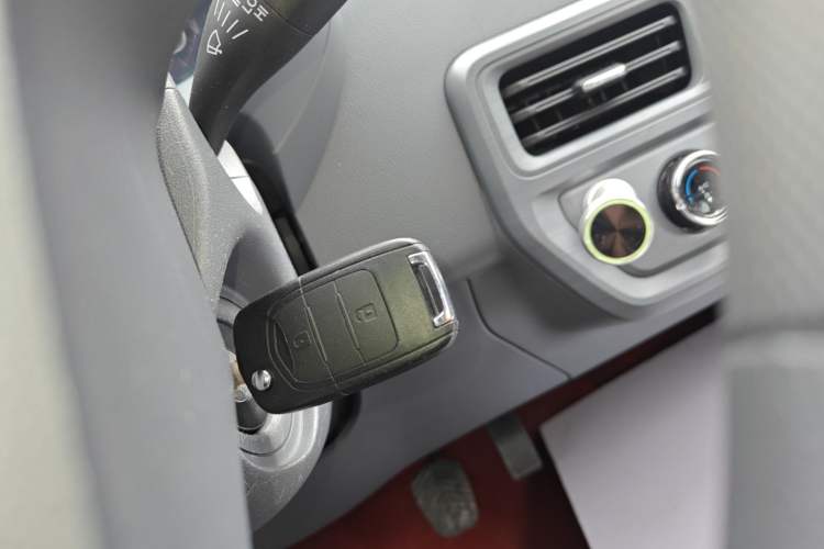 Used Wuling Yangguang 
