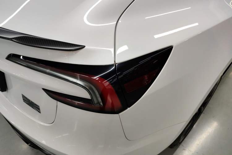 Used Tesla Model 3 2024 High-Performance All-Wheel-Drive Version
