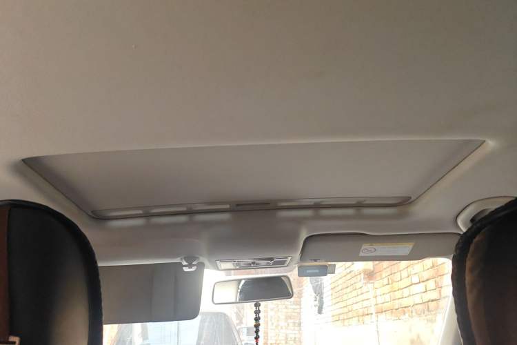 Used Volkswagen Santana 2015 1.6L Manual Comfort Edition
