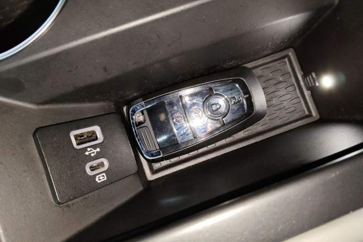 Used Lincoln Nautilus 2023 2.0T Four-Wheel Drive Luxury Edition