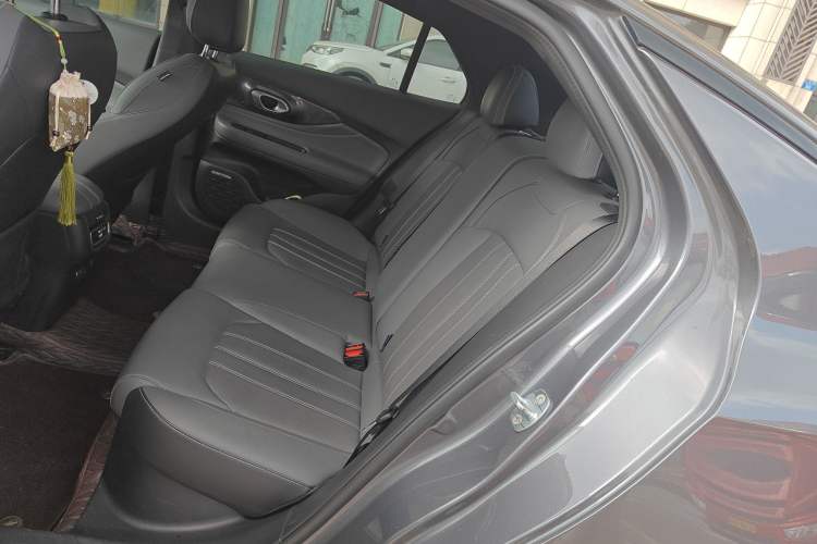 Used GAC Trumpchi EMPOW 2024 270T DCT Yingbao R-Style Edition
