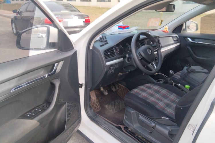 Used Skoda Kamiq 2020 1.5L Manual Standard Edition