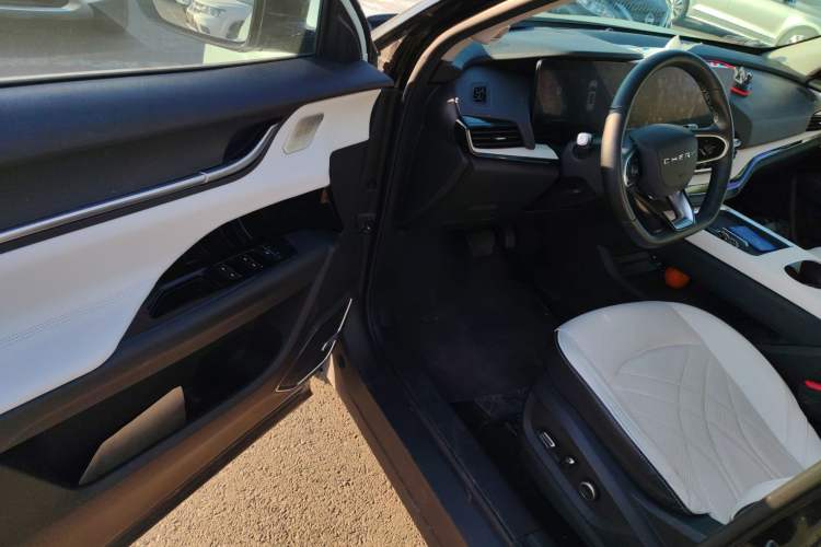 Used Chery New Energy eQ7 2023 512 km Max
