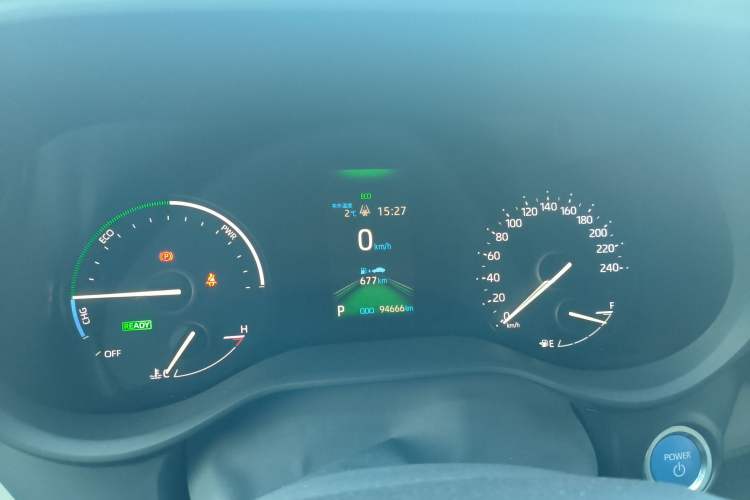 Used Toyota Granvia 2023 2.5L Hybrid Comfort Edition