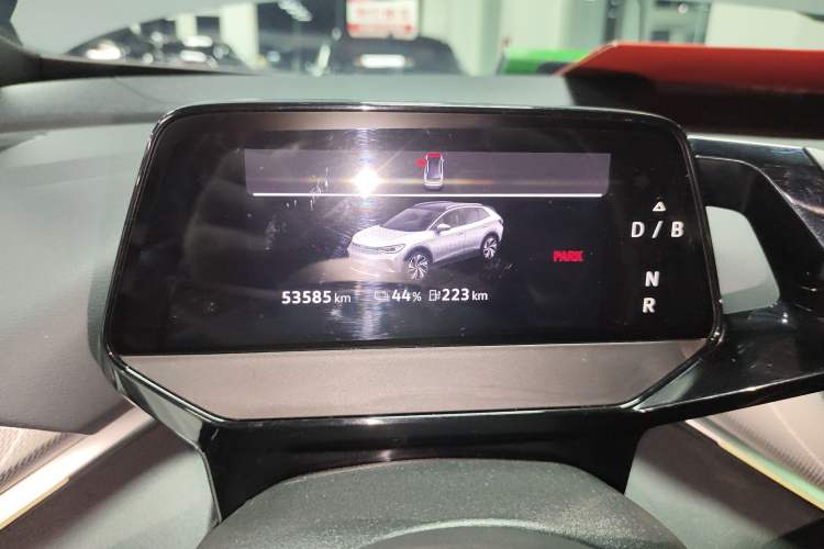 Used Volkswagen ID.4 CROZZ 2021 Long-Range Lite PRO Two-Wheel Drive Version
