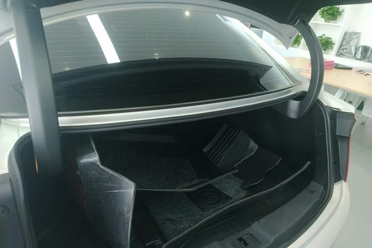 Used Hongqi E-QM5 2023 620km PLUS