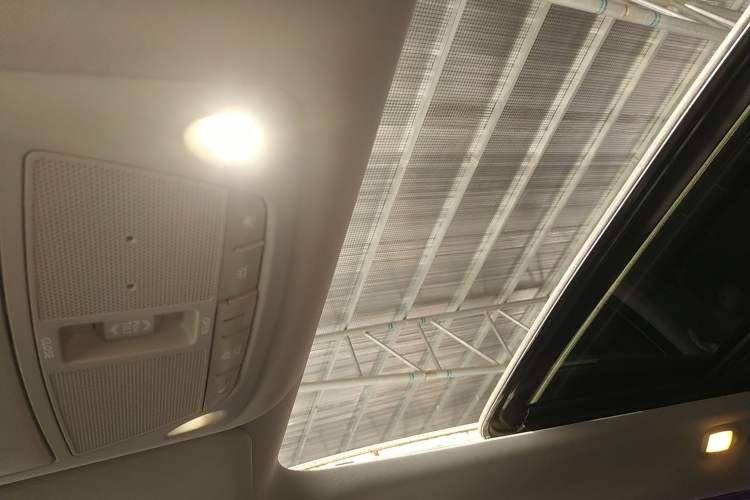 Used Nissan X-Trail 2019 2.0L CVT Smart Connect Comfort Edition 2WD
