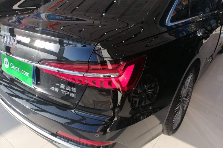 Used Audi A6L 2025 45 TFSI Prestige Dynamic Edition + Ventilated Comfort Package
