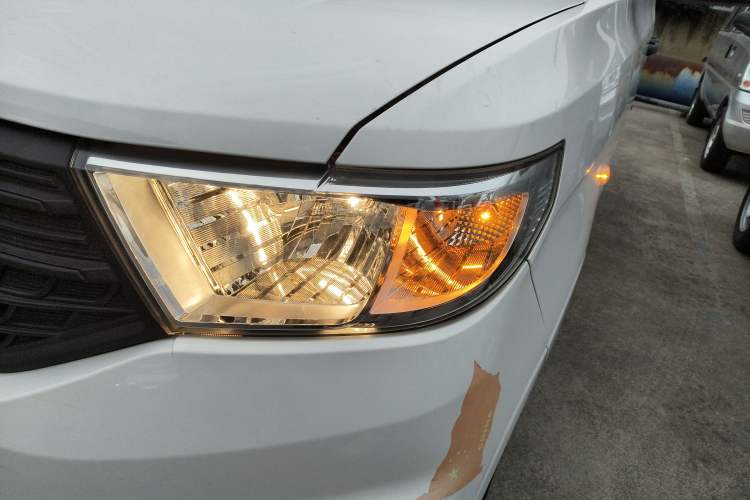 Used Wuling Hongguang V 2022 1.5L Jingqu Version Hydraulic Power Steering LAR
