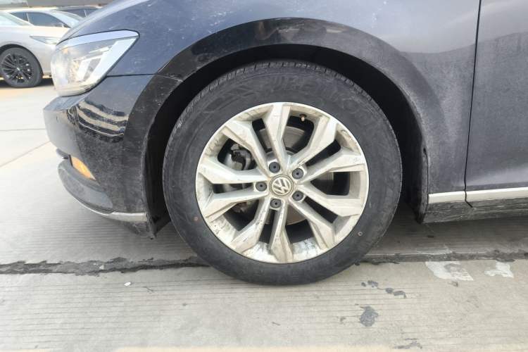 Used Volkswagen Magotan 2019 330TSI DSG Luxury Version China VI Standard