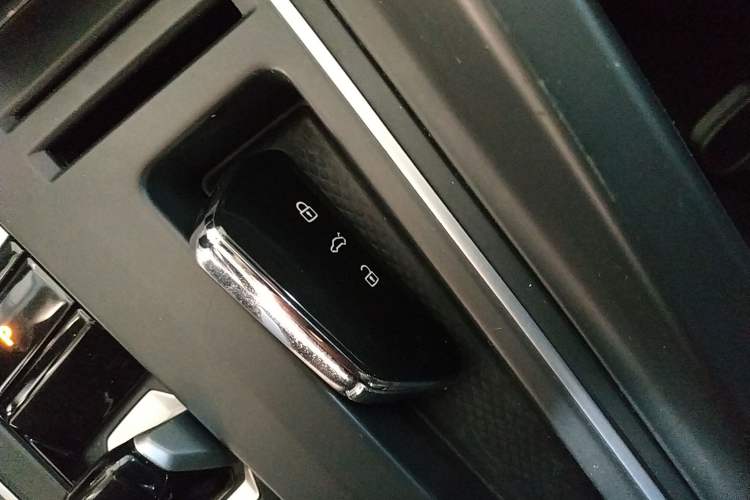 Used Volkswagen Golf 2023 200TSI DSG