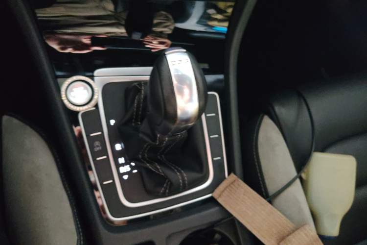 Used Volkswagen Golf 2018 280TSI Automatic R-Line Model
