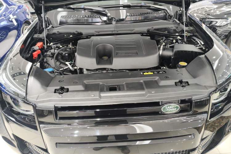 Used Land Rover Defender 2023 Facelift 110 3.0T P400 Dark Edition
