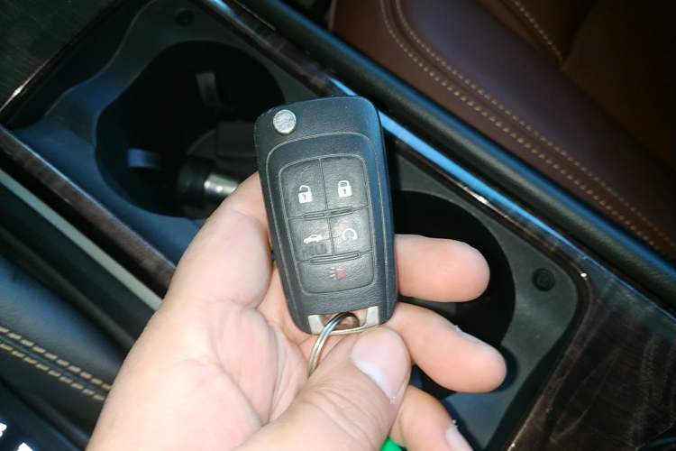 Used Buick LaCrosse 2013 2.4L SIDI Elite Comfort Version
