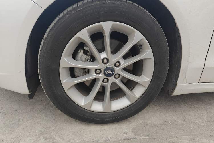 Used Ford Mondeo 2018 EcoBoost 180 Smart Control Fashion Model China VI Standard