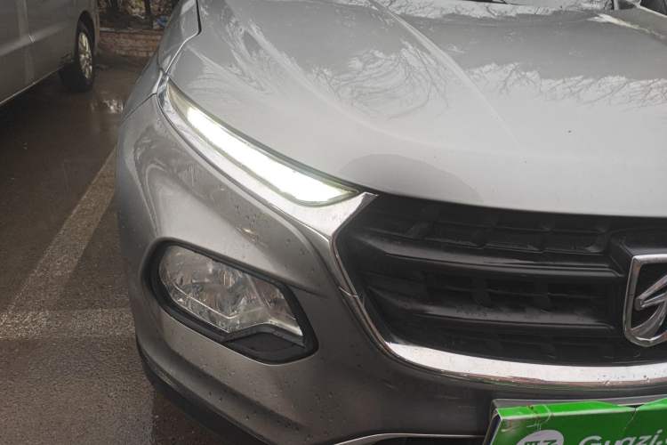 Used Baojun 510 2017 1.5L manual Comfort trim