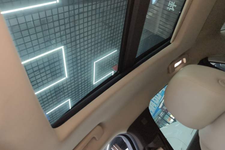 Used Cadillac XTS 2017 28T Elite Model
