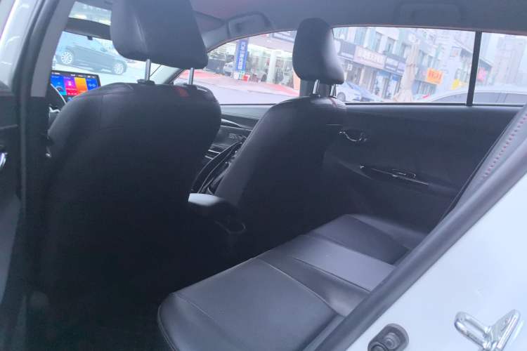 Used Toyota YARiS L 2020 X-Trail X 1.5L CVT Luxury Edition