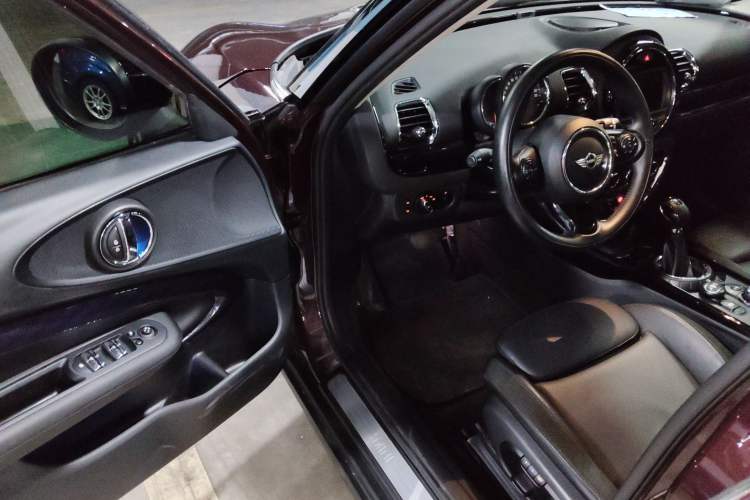 Used  Clubman 2016 Revised Version 1.5T COOPER Connoisseur Edition
