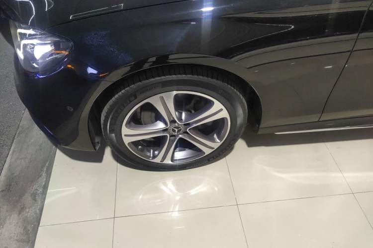 Used Mercedes-Benz E-Class 2019 E 260 L Sport Edition