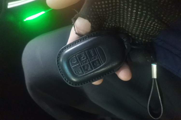 Used Honda Elysion 2024 2.0L eHEV Luxury Edition
