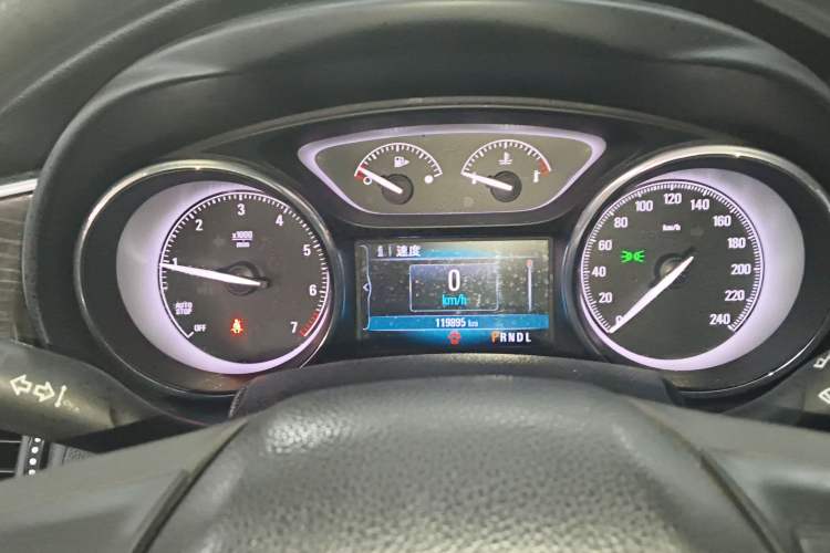 Used Buick Envision 2018 20T Two-Wheel-Drive Leading Model