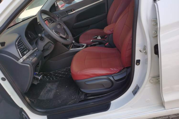 Used Hyundai Elantra 2016 1.6L Automatic ZhiXuan – Elite Version
