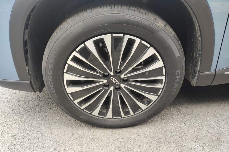 Used Chery Tiggo 8 PLUS C-DM 2025 1.5T 116 km Prestige Version 5 Seats
