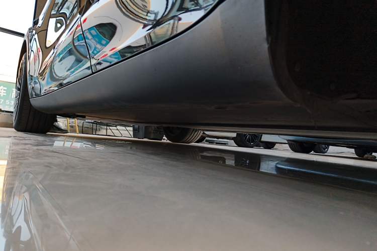 Used Tesla Model Y 2023 Rear-Wheel-Drive Version
