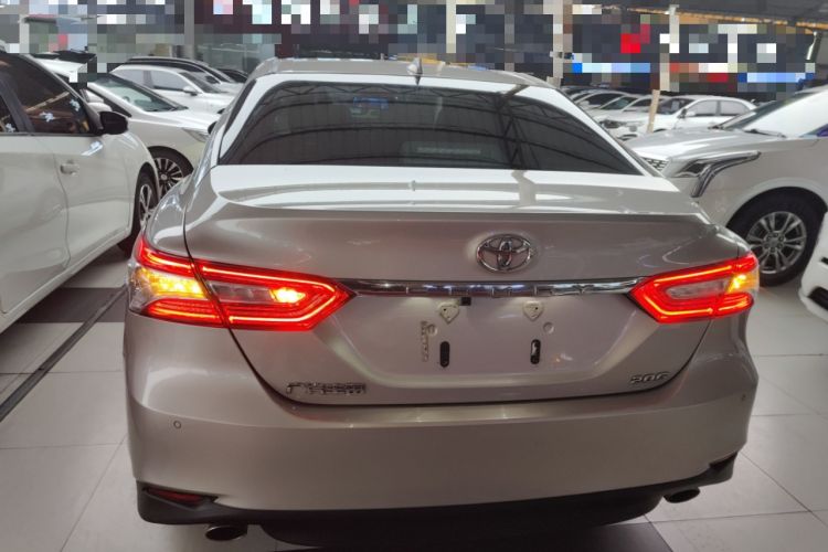 Used Toyota Camry 2021 2.0G Luxury Edition