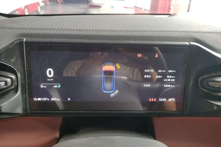 TDK.VehicleDetails.img