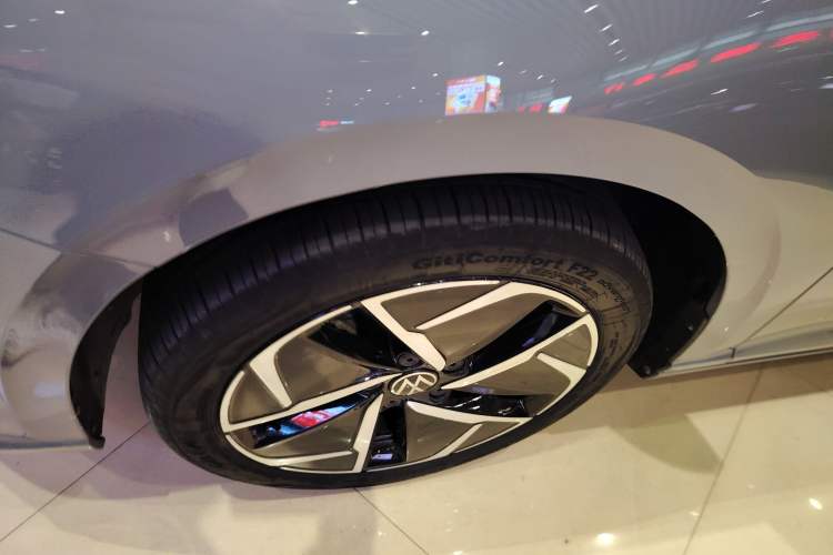 Used Volkswagen Lavida 2023 300TSI DSG Starry Sky Elite Edition