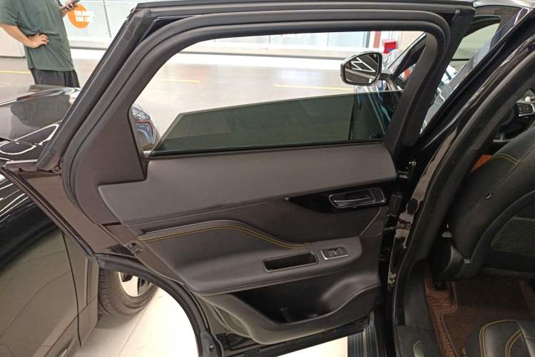 Used Jaguar F-PACE 2020 300-Sport Sports Edition
