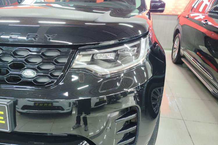 Used Land Rover Discovery 2021 360 PS R-Dynamic S