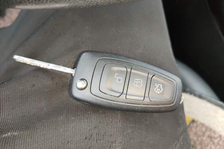 Used Ford Focus 2015 Sedan EcoBoost 125 Automatic Supreme Style Edition
