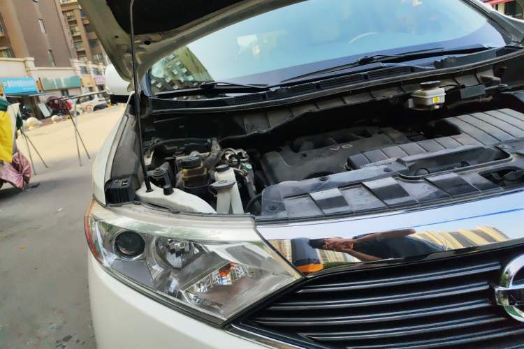 Used Nissan Quest 2015 3.5L SL
