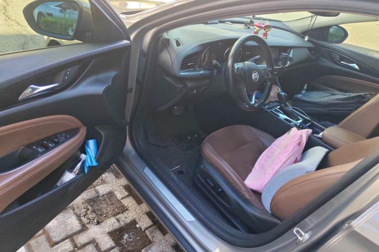 Used Buick Regal 2017 20T Luxury Model