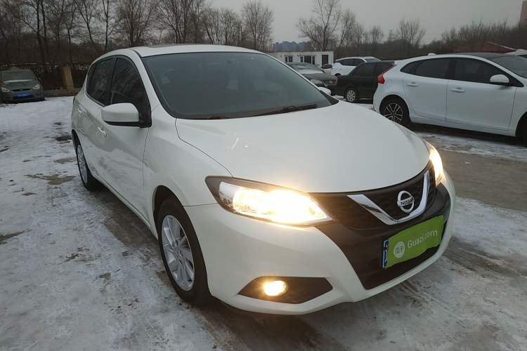 Used Nissan Tiida 2016 1.6L CVT Cool Dynamic Edition
