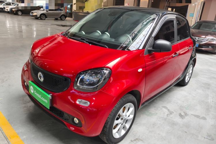 Used smart forfour 2018 1.0L 52 kW Dynamic Edition