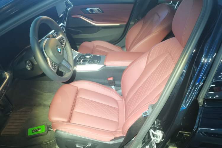 Used BMW 3 Series 2023 330Li M Sport Night Edition Package
