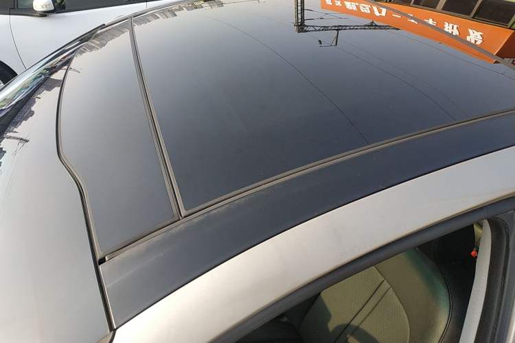 Used Kia K5 2016 2.0L Automatic LUX
