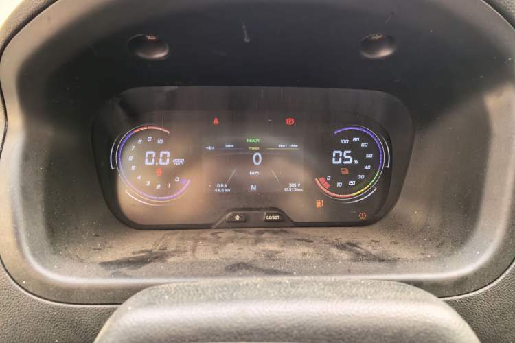 Used Chana Ruixing EM60 2023 Pure Electric Van 4525 mm Long Flat Roof with Back-Hinged Doors 2 Seats 60 kW 38.7 kWh
