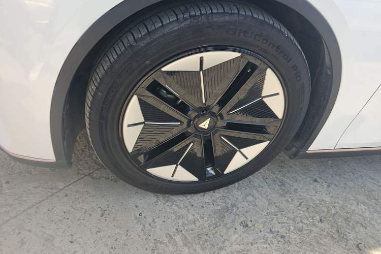 Used  SL03 2022 1.5L 1200 Extended-Range Version
