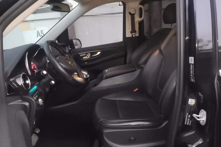 Used Mercedes-Benz V-Class 2017 V 260 Prestige Edition
