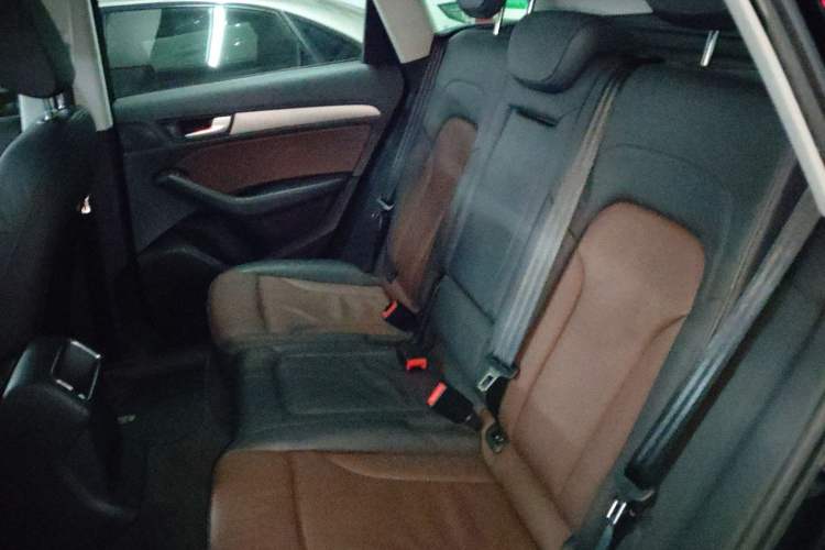 Used Audi Q5 2017 Plus 40 TFSI Ambition Model