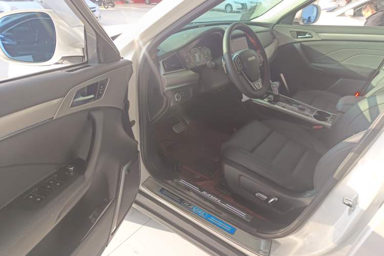 Used Haval H7 2017 Blue Label H7L 2.0T Automatic Prestige Model